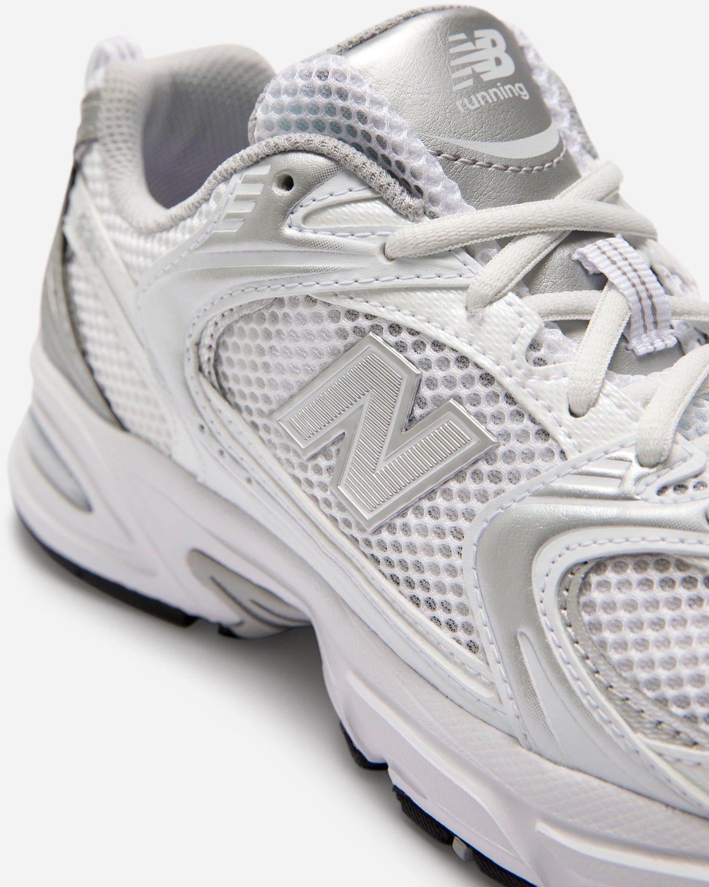 New Balance 530